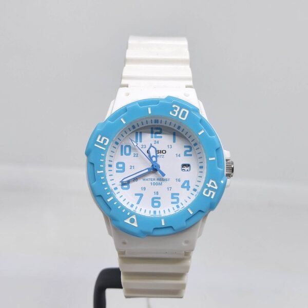 Reloj Casio LRW-200H 3363